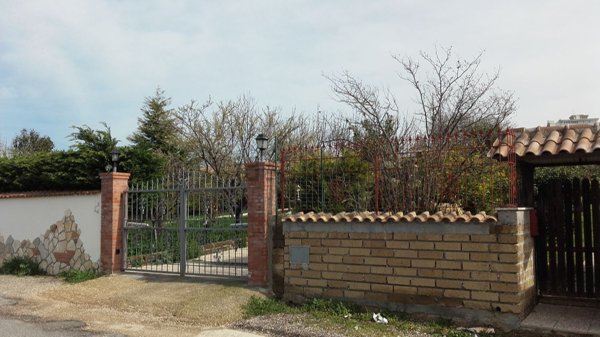 casa indipendente in vendita a Civitavecchia