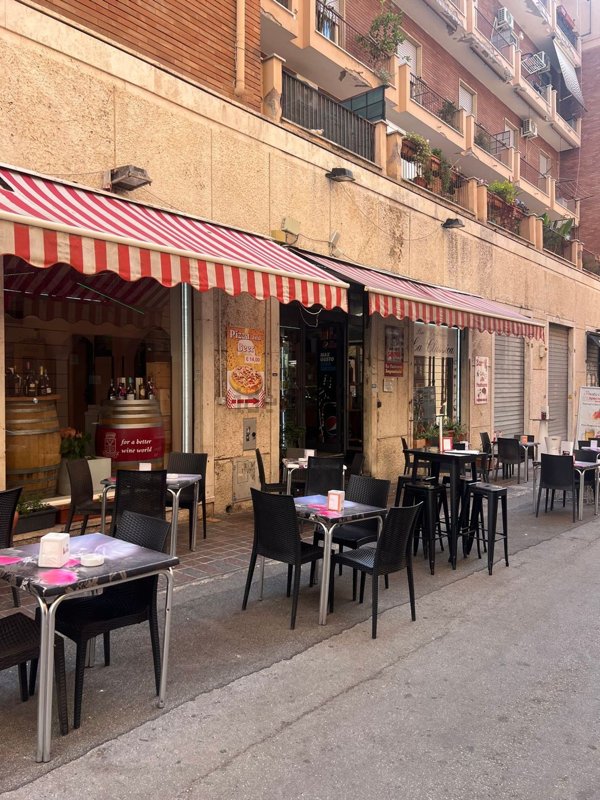 locale commerciale in vendita a Civitavecchia