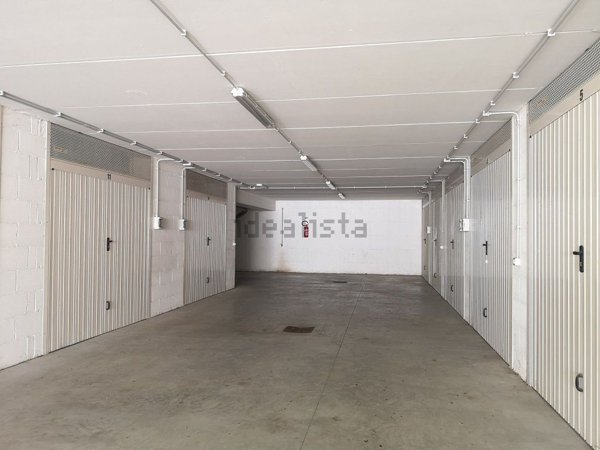 box auto in vendita a Civitavecchia