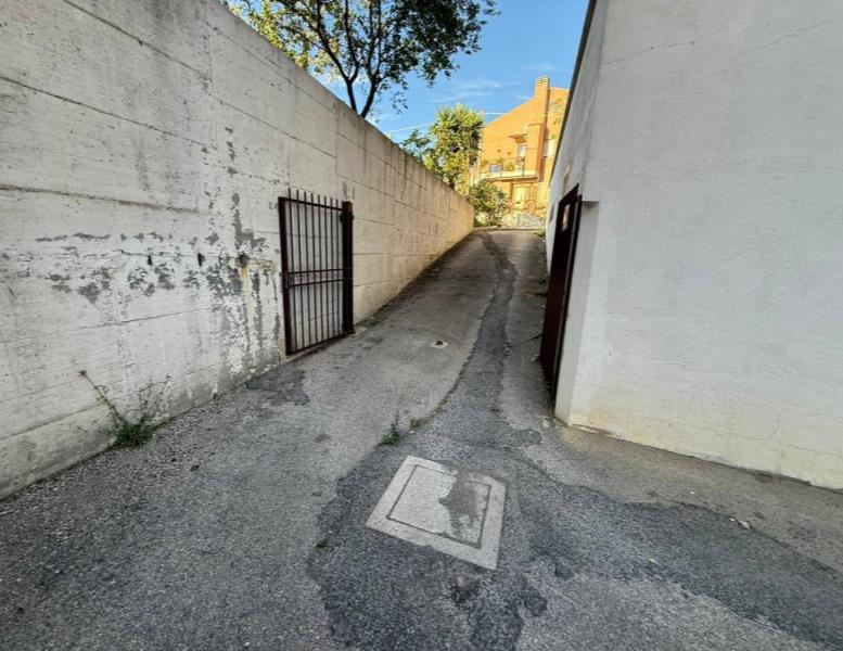 box auto in vendita a Civitavecchia