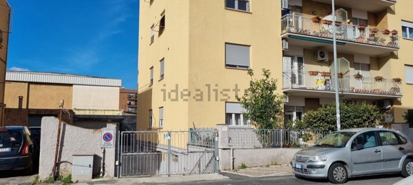box auto in vendita a Civitavecchia