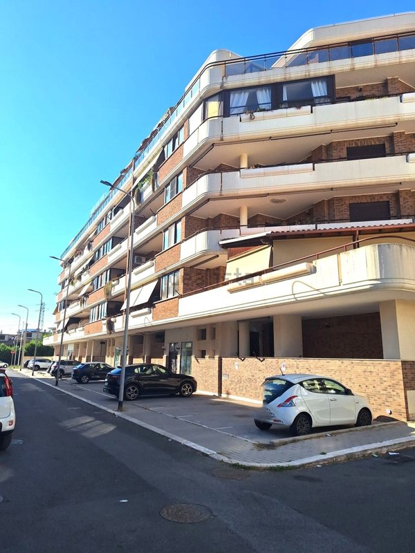box auto in vendita a Civitavecchia