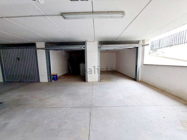 box auto in vendita a Civitavecchia