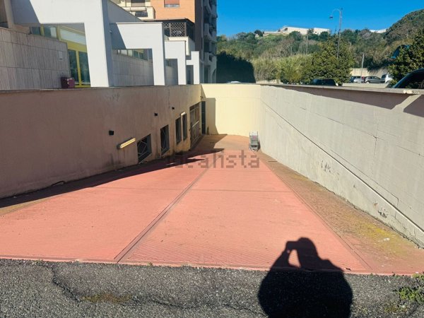 box auto in vendita a Civitavecchia