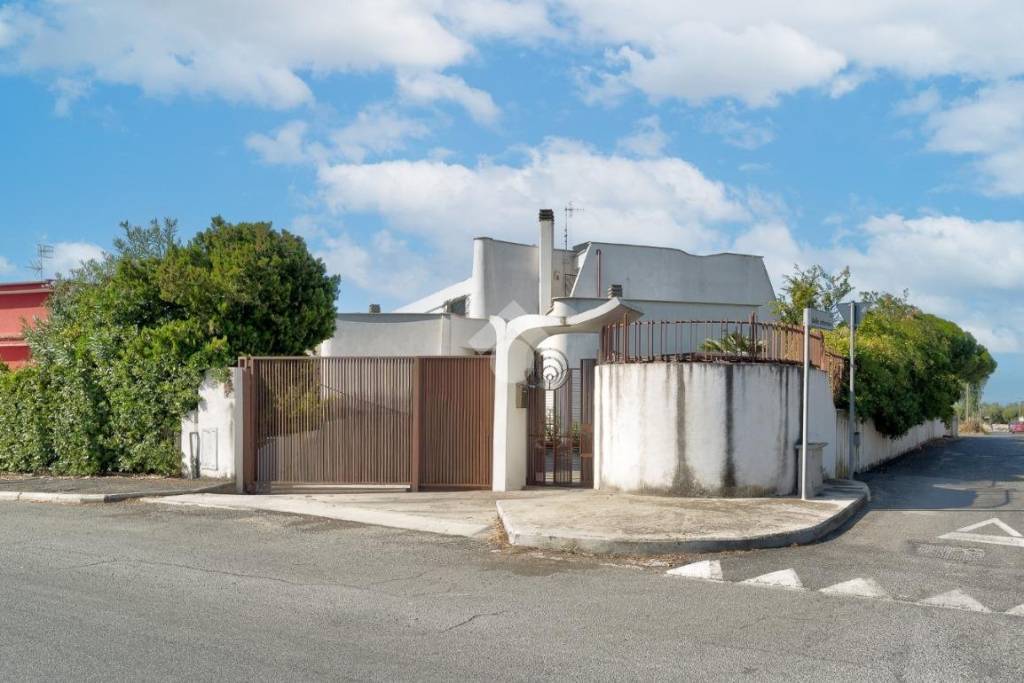 casa indipendente in vendita a Civitavecchia