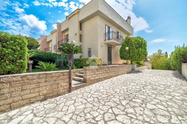 casa indipendente in vendita a Civitavecchia