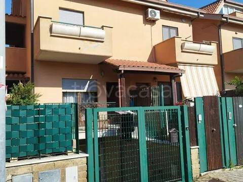casa indipendente in vendita a Civitavecchia