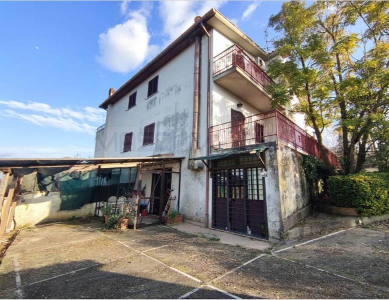 casa indipendente in vendita a Civitella San Paolo