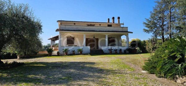 casa indipendente in vendita a Civitella San Paolo