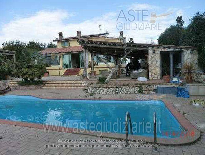casa indipendente in vendita a Civitella San Paolo