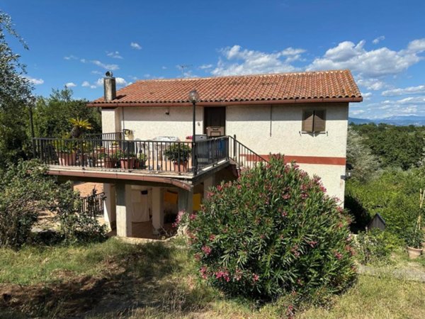 casa indipendente in vendita a Civitella San Paolo
