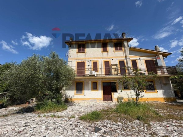 appartamento in vendita a Civitella San Paolo