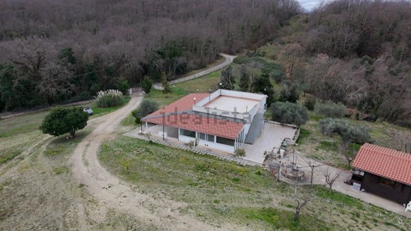 appartamento in vendita a Civitella San Paolo