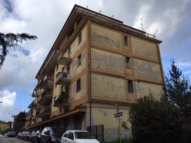 locale commerciale in vendita a Colleferro