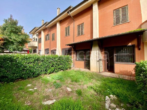 casa indipendente in vendita a Colleferro
