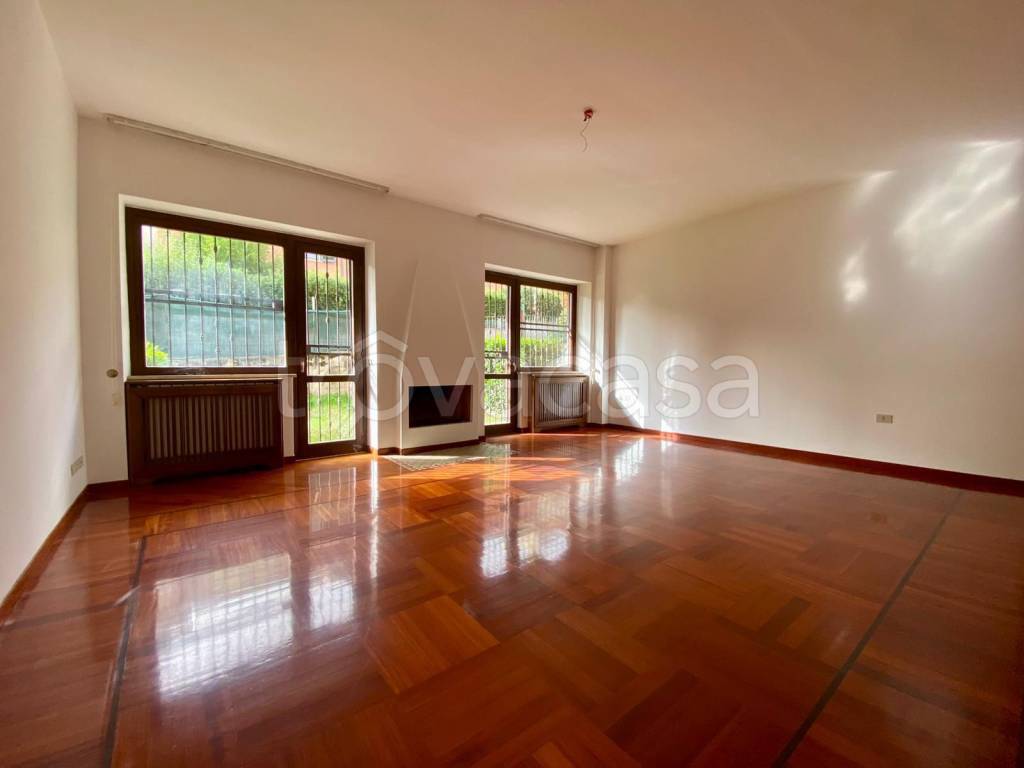 casa indipendente in vendita a Colleferro