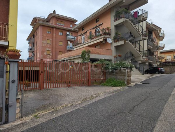 casa indipendente in vendita a Colleferro