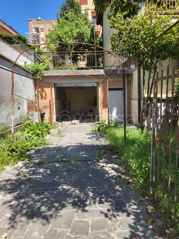 casa semindipendente in vendita a Colleferro