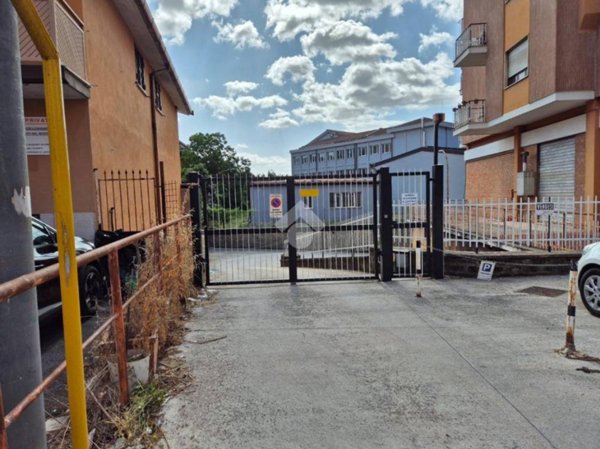 locale di sgombero in vendita a Colleferro