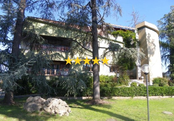 casa indipendente in vendita a Colleferro