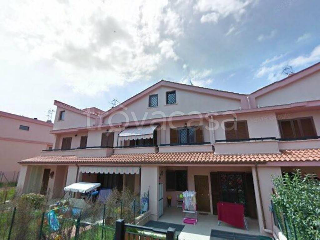 casa indipendente in vendita a Colleferro