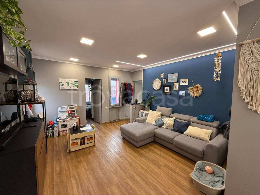 casa indipendente in vendita a Colleferro