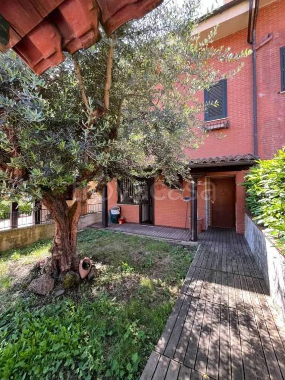 casa indipendente in vendita a Colleferro