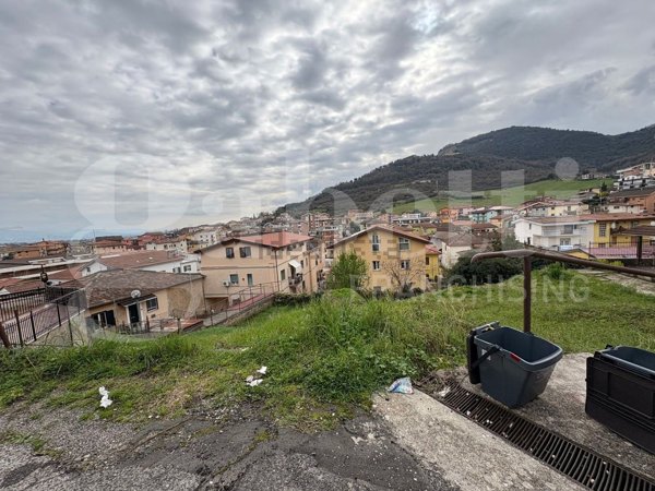 casa indipendente in vendita a Colleferro