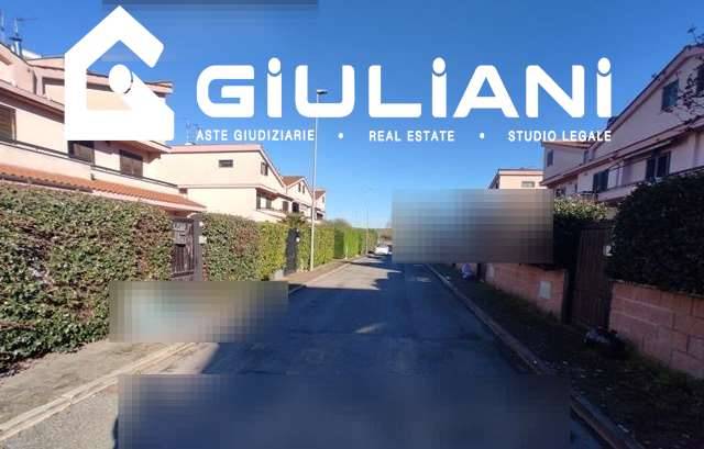 casa indipendente in vendita a Colleferro