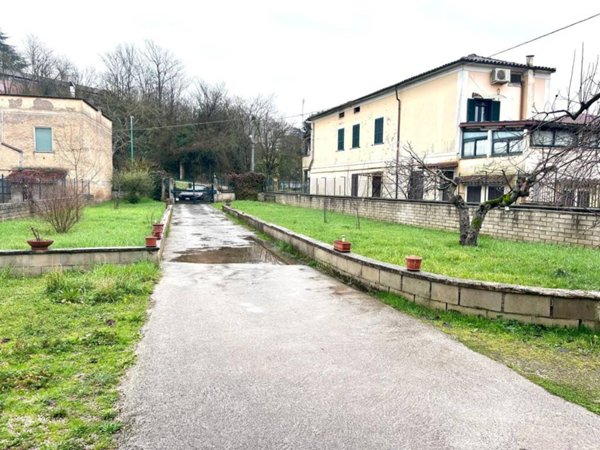 appartamento in vendita a Colleferro in zona Colleferro Scalo