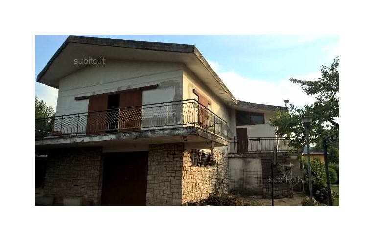 casa indipendente in vendita a Colleferro