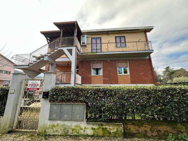 casa indipendente in vendita a Colleferro