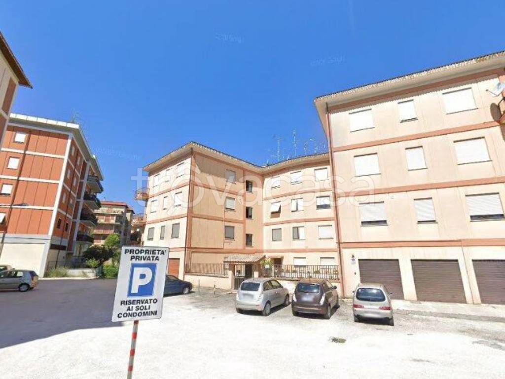 casa indipendente in vendita a Colleferro