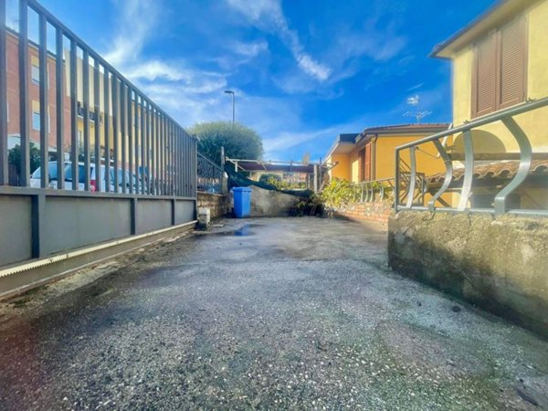 casa indipendente in vendita a Colleferro