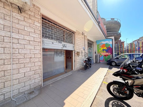 locale commerciale in vendita a Colleferro