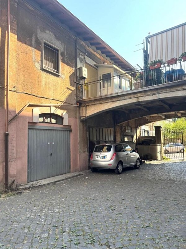 locale di sgombero in vendita a Colleferro