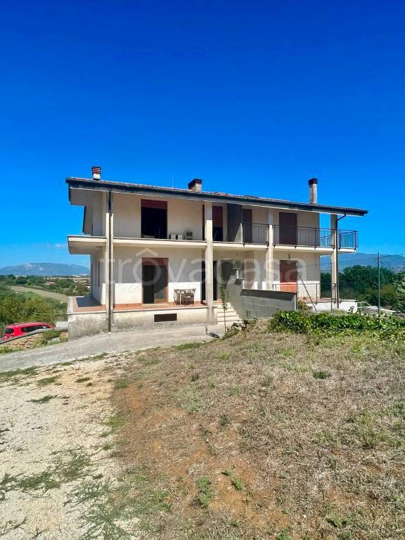 casa indipendente in vendita a Colleferro
