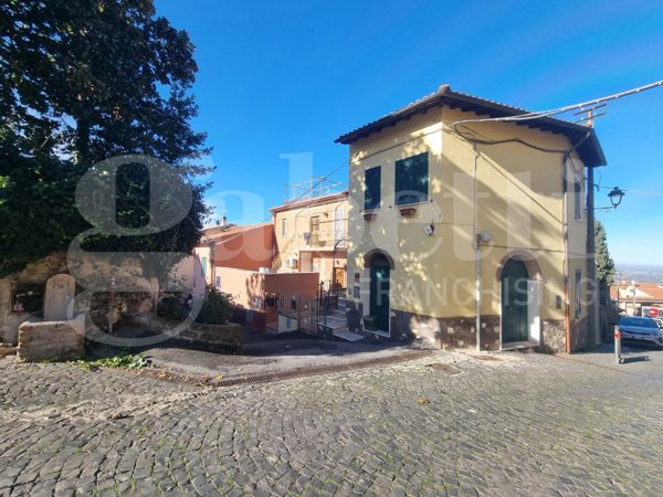 appartamento in vendita a Colonna