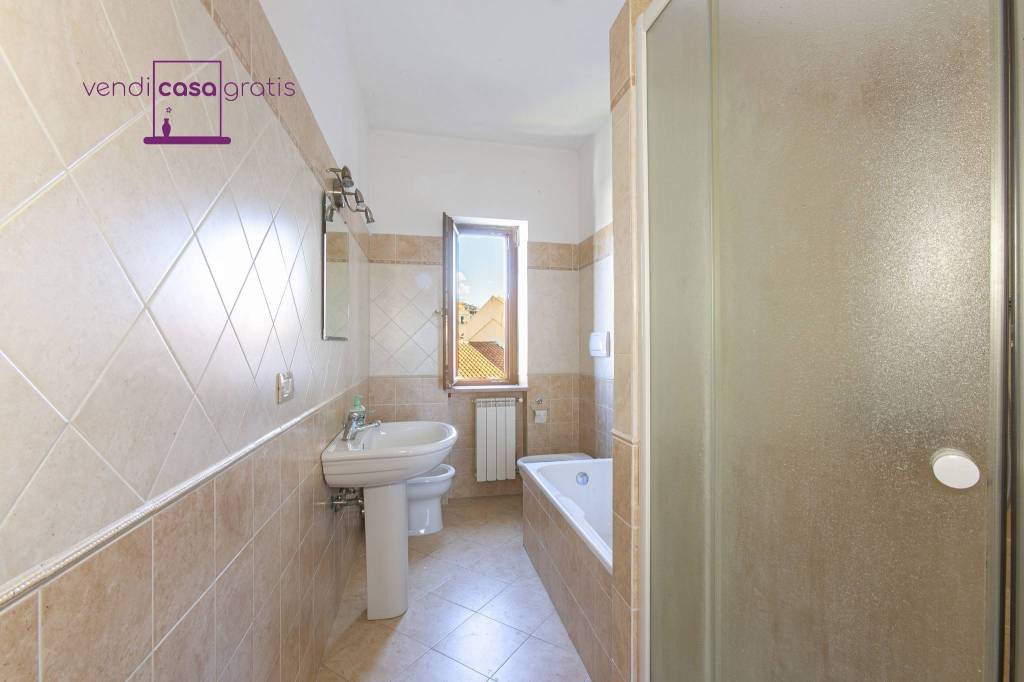 appartamento in vendita a Colonna