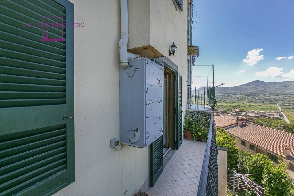 appartamento in vendita a Colonna