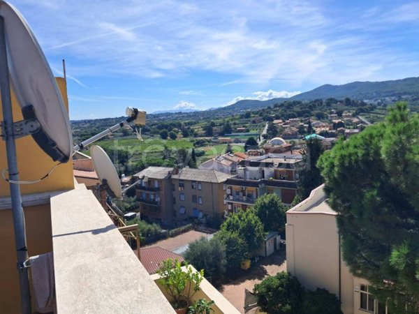 appartamento in vendita a Colonna