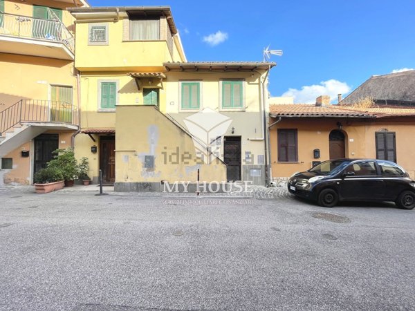 appartamento in vendita a Colonna