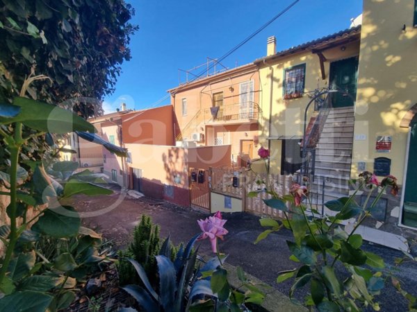 appartamento in vendita a Colonna