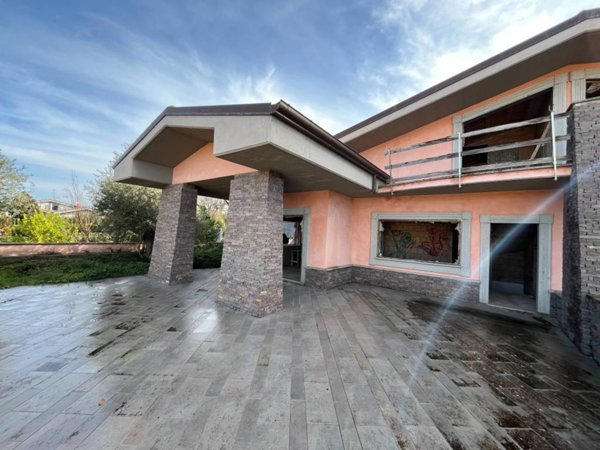 casa indipendente in vendita a Colonna