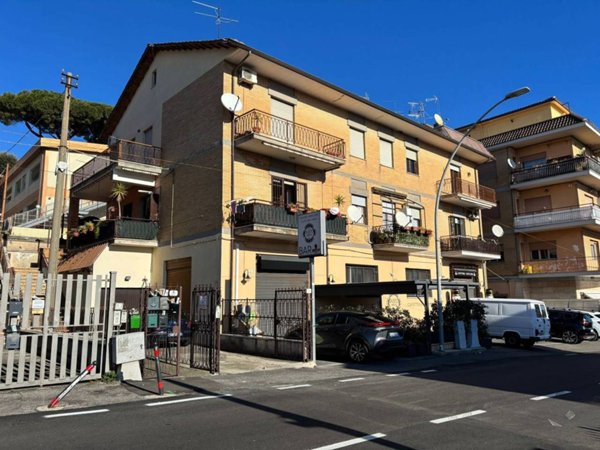 appartamento in vendita a Colonna