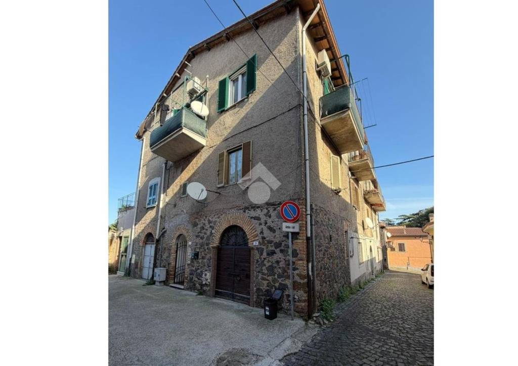 appartamento in vendita a Colonna