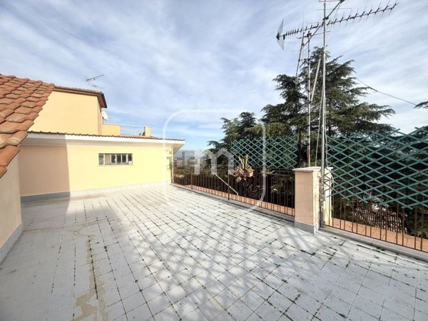 appartamento in vendita a Colonna