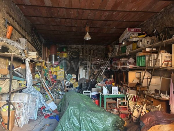 locale commerciale in vendita a Colonna