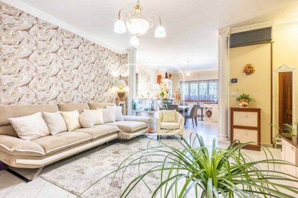 appartamento in vendita a Colonna