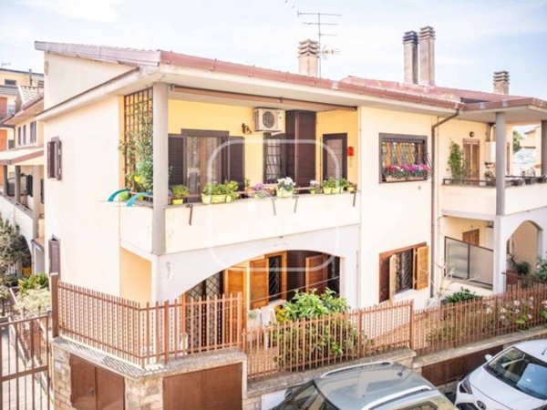 appartamento in vendita a Colonna